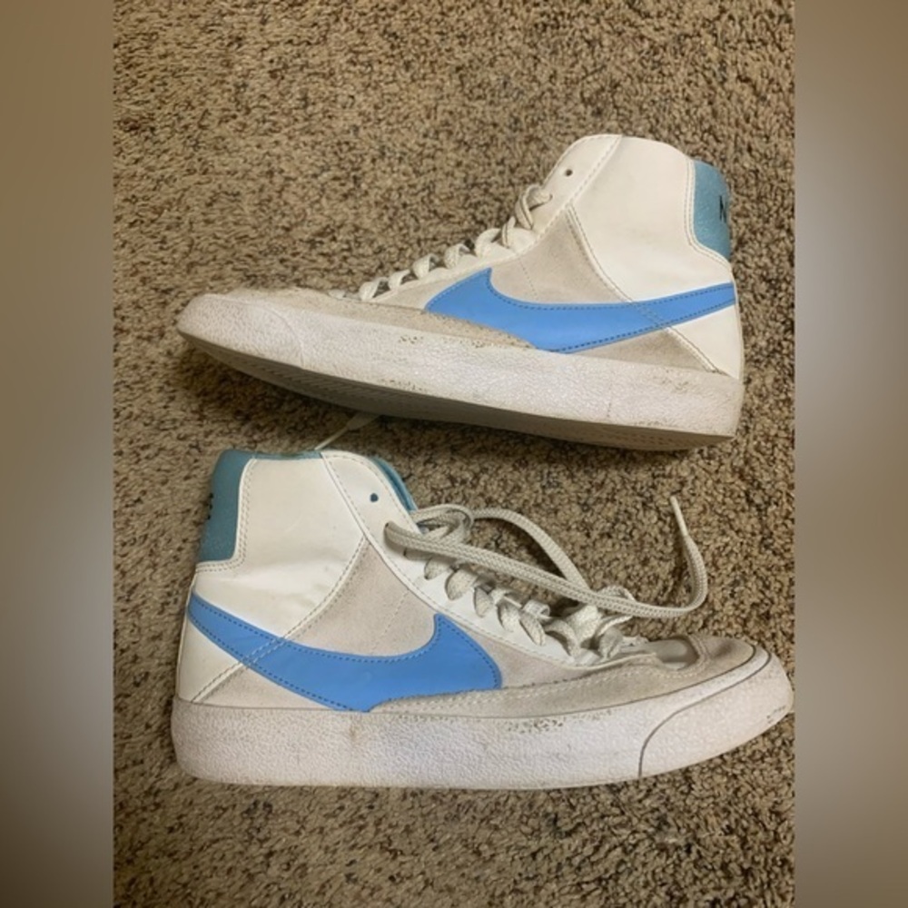 Nike blazer mid sneakers white baby blue UNC 4.5y youth